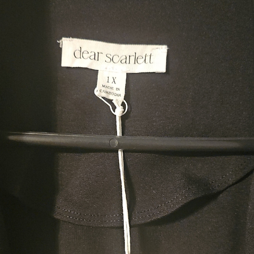 Chic Black Women's Blazer - Picture 2 of 5